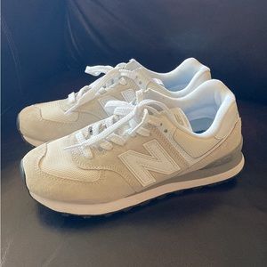 New Balance 574- women’s
